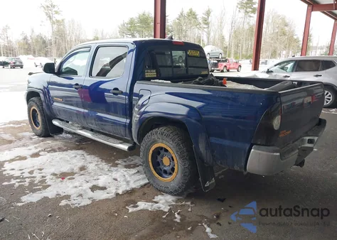 2014 Toyota Tacoma Base V6 z USA, uszkodzony, nr VIN 3TMLU4ENXEM151963